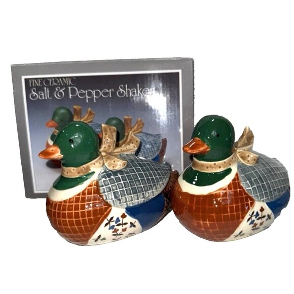Vintage Fine Ceramic Duck Salt & Pepper Shakers, Mallard Ducks, Made In Japan - Picture 1 of 9